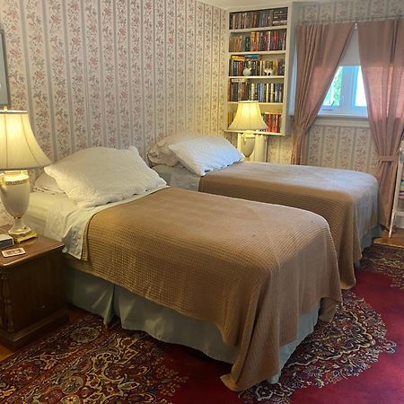 Bernard Gray Hall Bed And Breakfast 나이아가라온더레이크 외부 사진